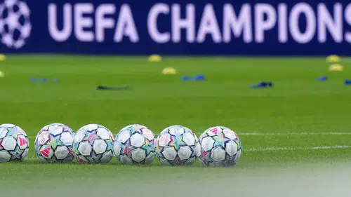 Fenerbahçe Slavia Prag'ı ağırlıyor, Galatasaray Lille deplasmanında