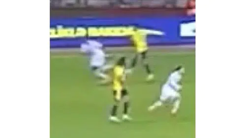 Fenerbahçe'nin hazırlık maçında Mason Greenwood kırmızı kart gördü