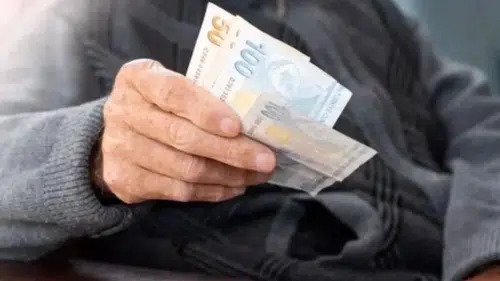 Emeklilere 45 bin 800 TL taban maaş ve seyyanen zam teklifi Meclis'te