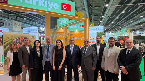 Yaş meyve sebze ihracatçılarından Madrid çıkarması... Türk yaş meyve sebzeleri Madrid’de görücüye çıktı