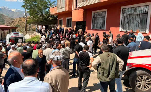 Şemdinli'de uzman çavuş dört kişiyi öldürüp intihar girişiminde bulundu