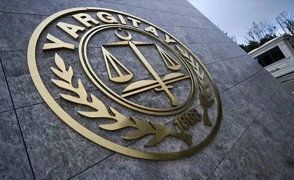 Yargıtay siyasetçiye "pislik" ifadesini hakaret suçu saymadı