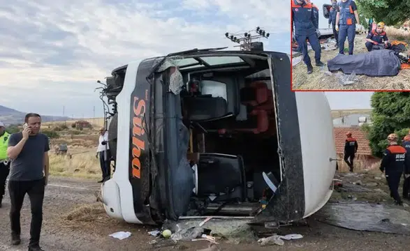 Kırıkkale'de yolcu otobüsü devrildi 41 kişi yaralandı
