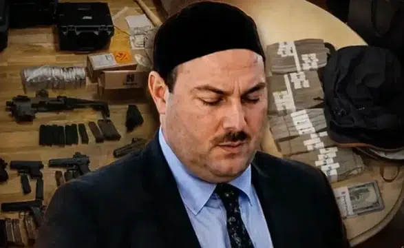 Süleymancılar Kuran kurslarıyla örgütlendi, merkez sağ siyasete girerek güçlendi ve ticaretle zenginleşti