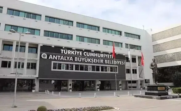 Antalya belediyesi soruşturmasında iki şüpheliye tahliye