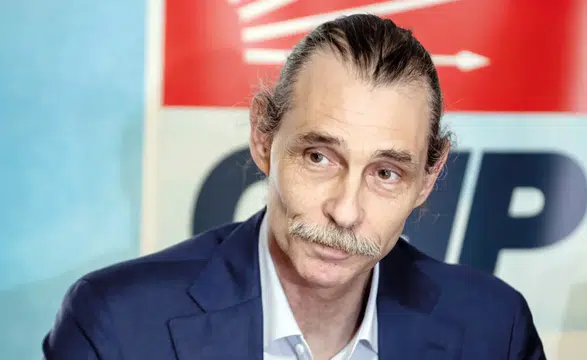 Etimesgut Belediye Başkanı Erdal Beşikçioğlu ve 39 kişi tutuklandı