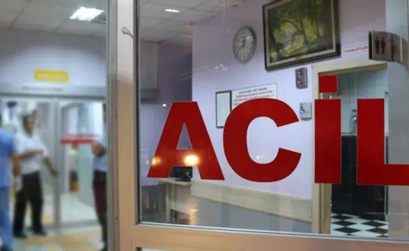 Güneşin altında araçta mahsur kalan 4 yaşındaki Aras yaşam savaşını kaybetti