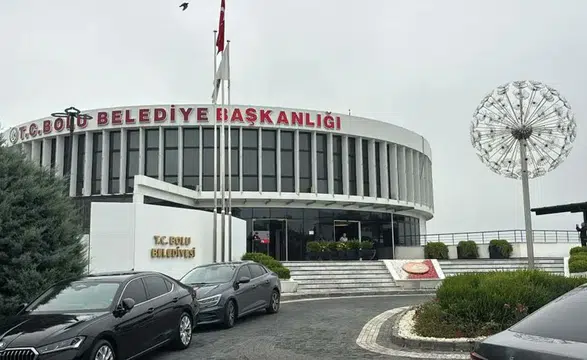 Bolu Belediyesi’ne yönelik zimmet soruşturmasıyla 9 kişi gözaltına alındı