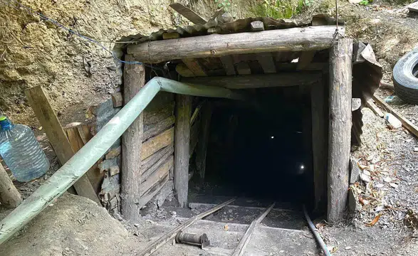 Zonguldak'ta ruhsatsız ocakta düşen işçi yaşamını yitirdi