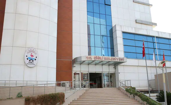 Çiğli Belediye Başkanı'nın aracına silahlı saldırı: 6 şüpheli tutuklandı