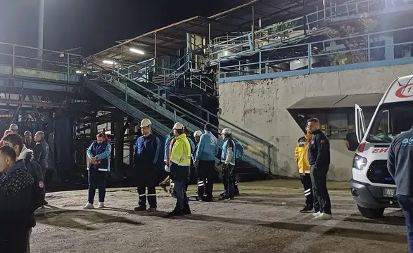 Soma'daki maden faciasında 9 yönetici ve mühendis tutuklandı