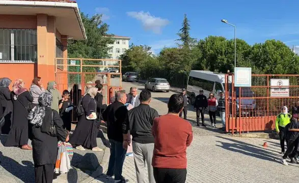 Başakşehir'deki okul saldırısında bir öğrenci yaşamını yitirdi
