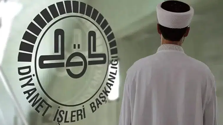 Diyanet'in cuma hutbesinde Deniz Göktaş'a gönderme: 'Kutsallarımız alaya alınıyor'