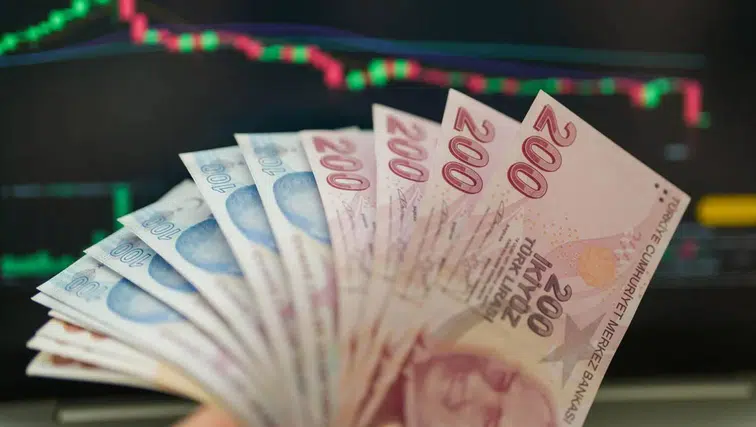 Fon soruşturması ve BİST'teki satışlar küçük yatırımcıyı vurdu