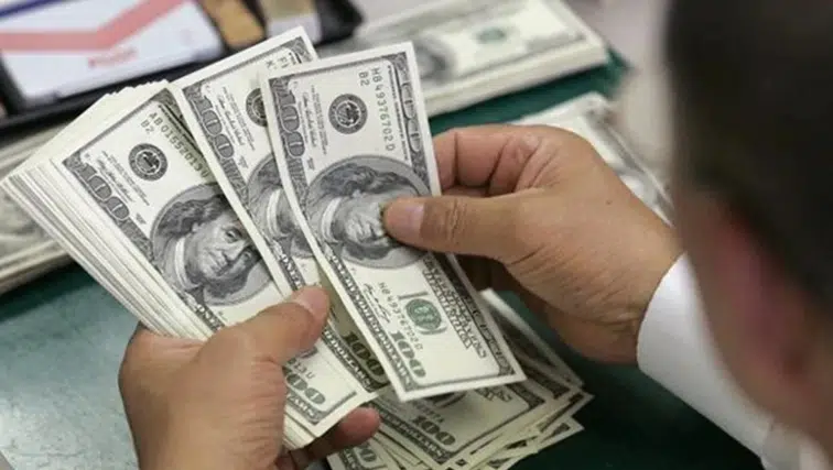 Dolar 48,47 lira, Euro 56,10 TL seviyesinden işlem görüyor