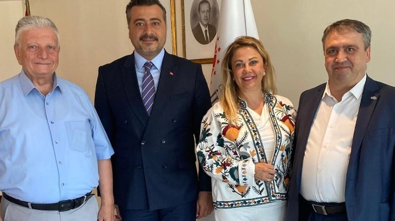 İzmir ve Manisa'nın medya STK'ları İletişim Başkanlığı'nda buluştu