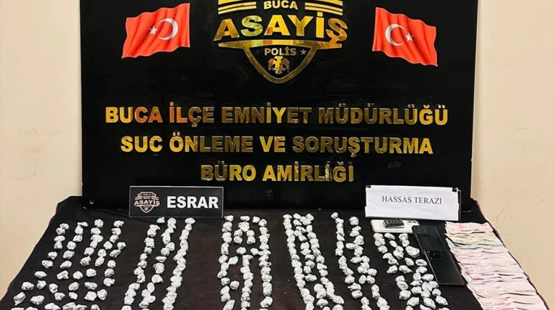 İzmir'de evinde uyuşturucu bulunan şüpheli tutuklandı