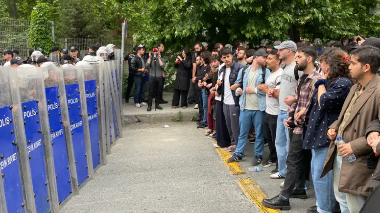 YÖK, İstanbul Bilgi Üniversitesinin faaliyetlerine devam edeceğini bildirdi