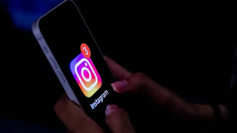 Instagram hikaye düzenleme özelliğini test ediyor