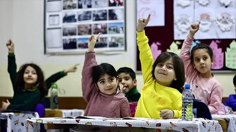 MEB, 2026-2027 yılı takvimini açıkladı: Okullar ne zaman açılacak?