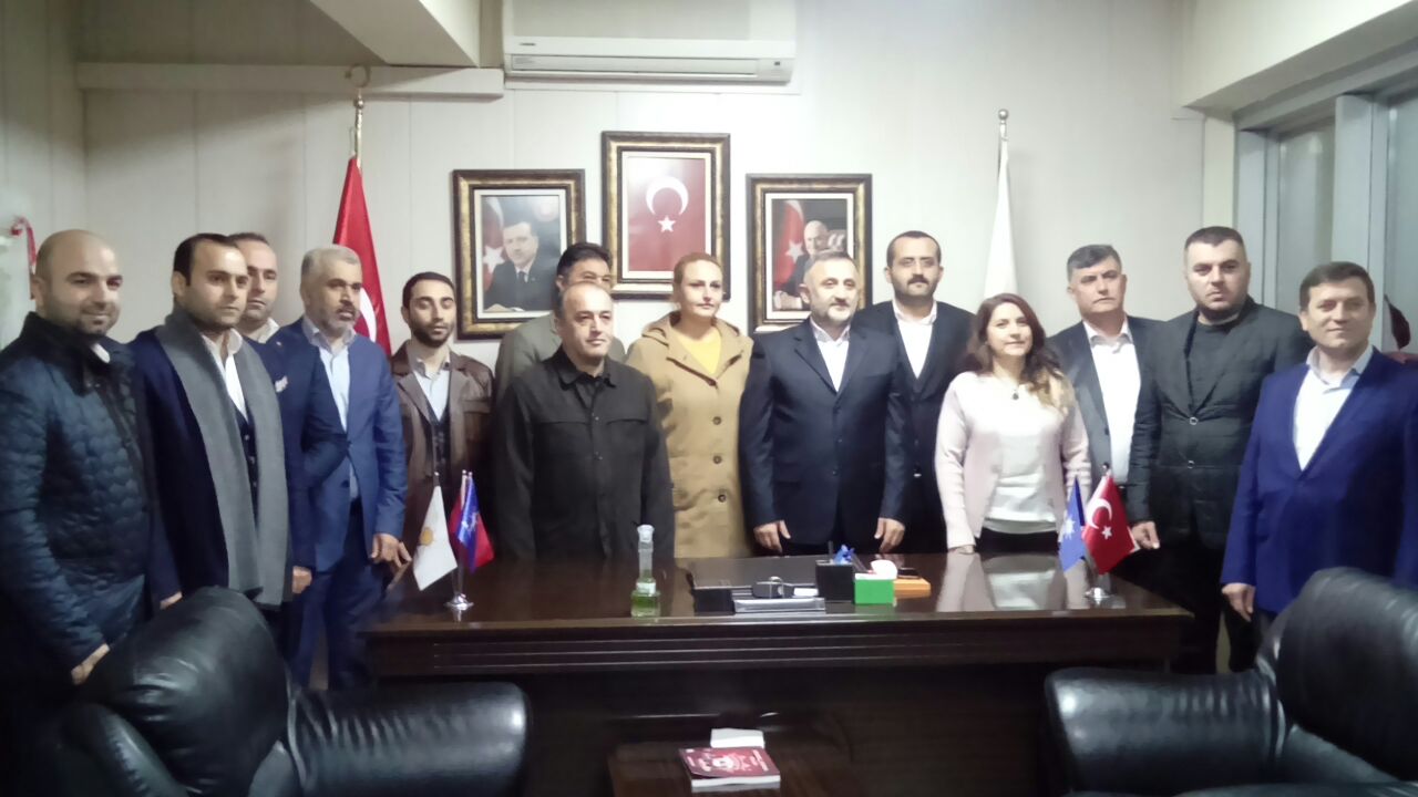 Ak Parti Karabağlar'da Yürütme Kurulu Belli Oldu