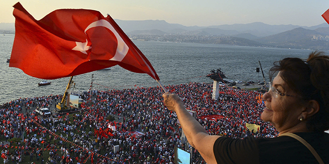İnadına Demokrasi
