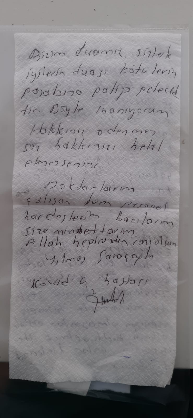 Korona virüsü yendi, yazdığı not sağlıkçıları duygulandırdı