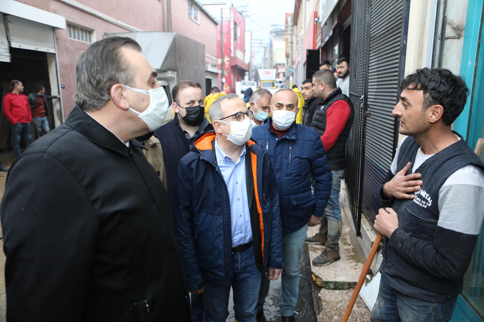 Ak Parti’den sel mağdurlarına ziyaret