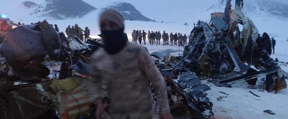 Bitlis'te askeri helikopter düştü: 11 şehit, 2 yaralı!
