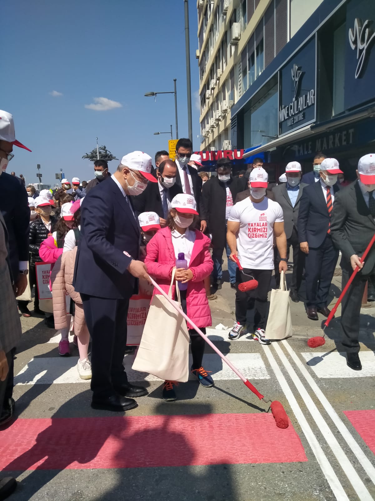 "Yayalar kırmızı çizgimiz"