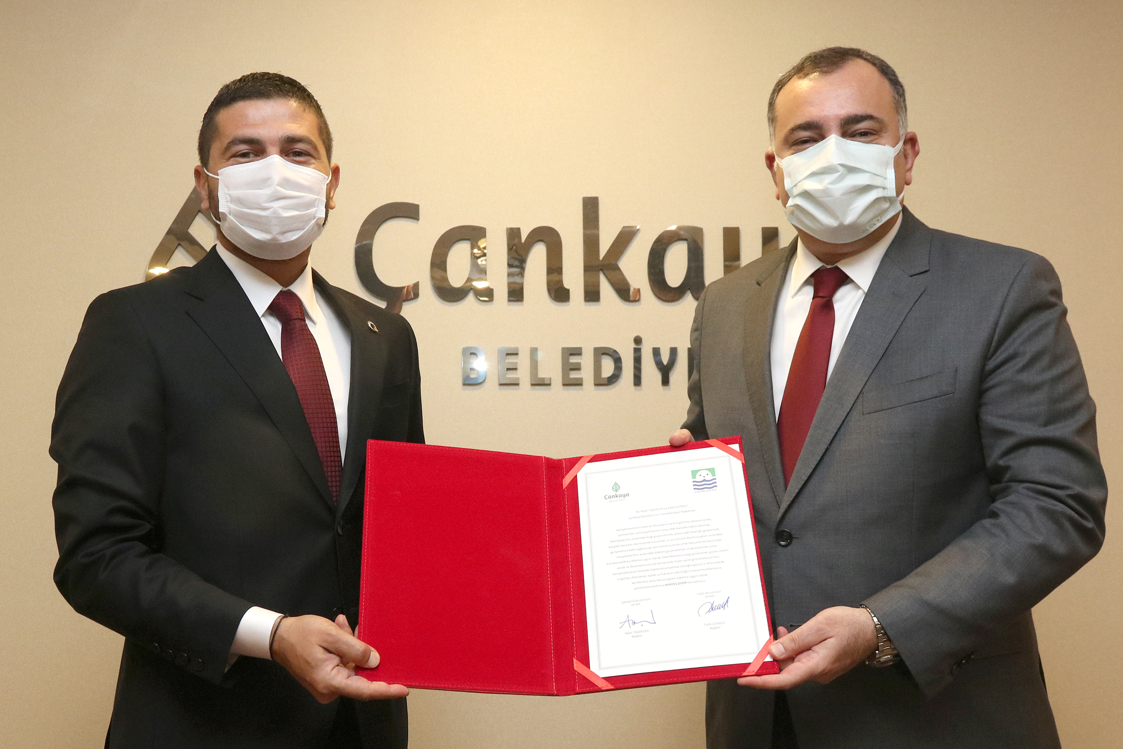 FOÇA VE ÇANKAYA KARDEŞ KENT OLDU