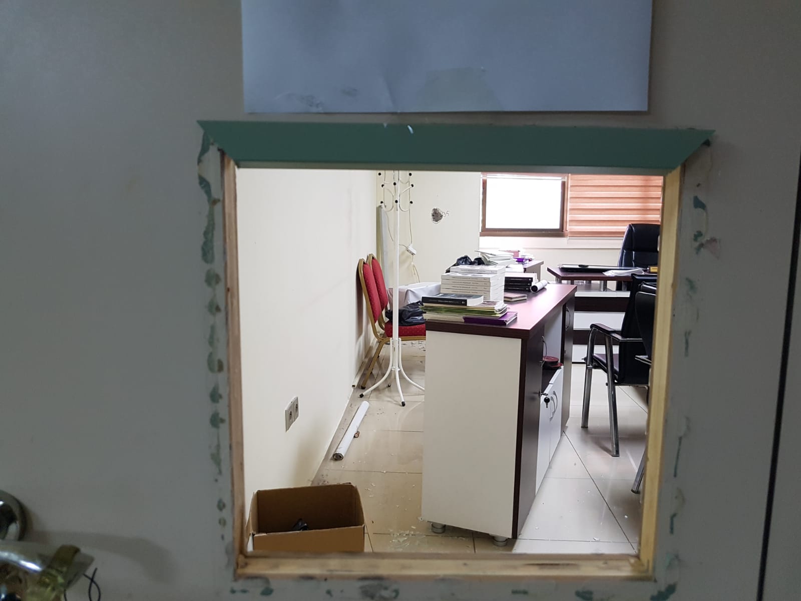Saldırı sonrası HDP il binası
