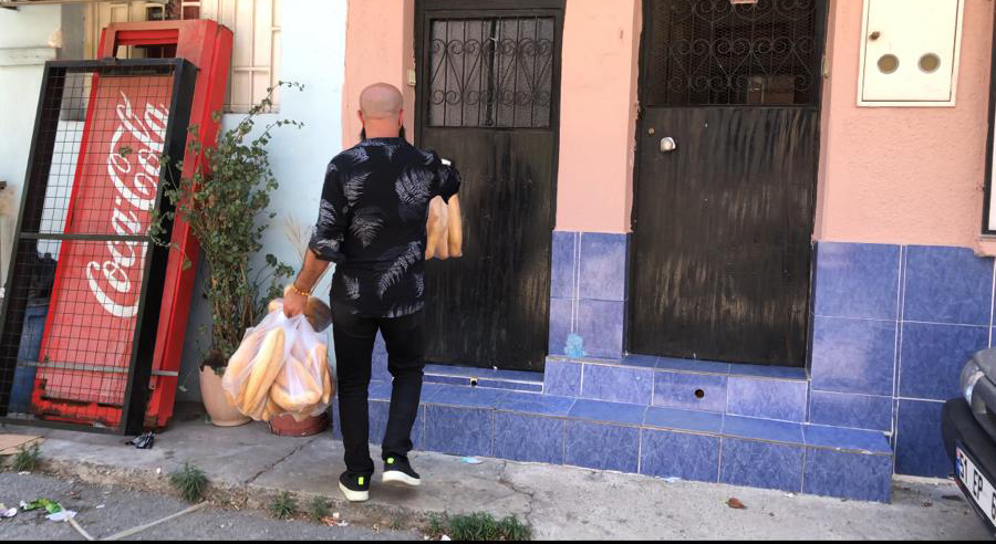 Argo Meyhane'den dev askıda ekmek kampanyası