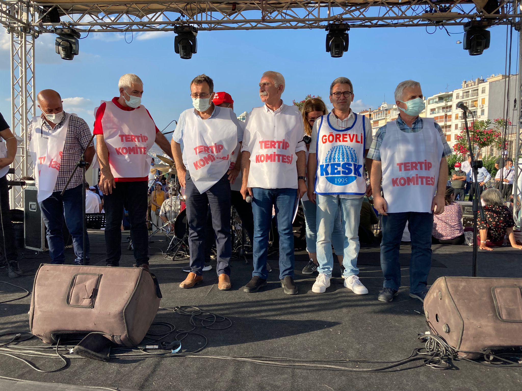 "Demokrasi için nefes" mitingine yoğun ilgi: Binlerce kişi katıldı