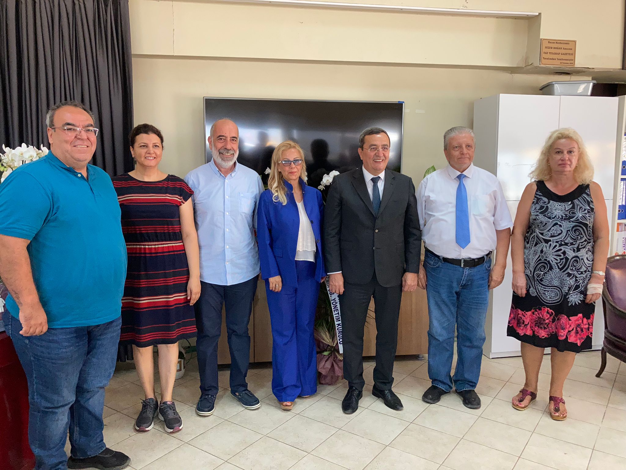 Başkan Batur'dan yerel basına müjde: "Gerekirse risk alacağız"