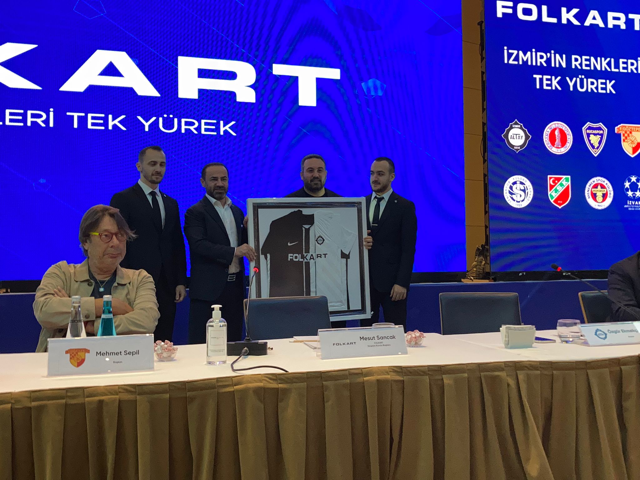 Folkart “Yedi rengi” buluşturdu