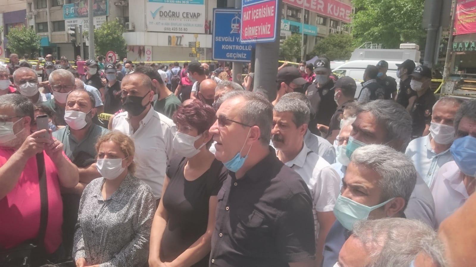HDP'li Baydur, "Oy oranımız en az yüzde 15-16 civarında"