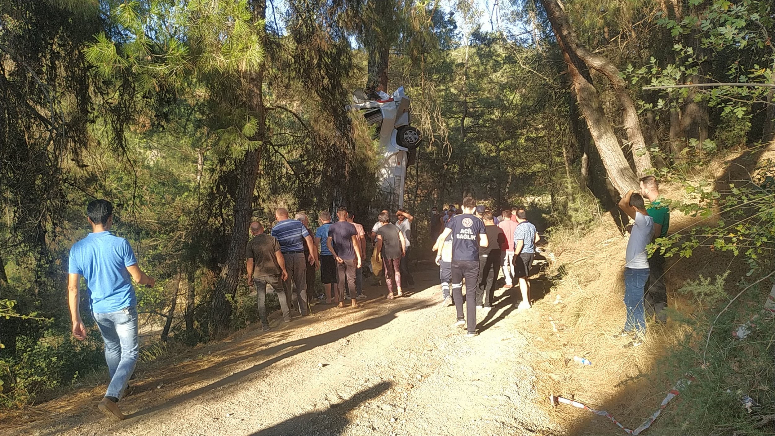 Türbe ziyareti dönüşü feci kaza: 6 ölü 11 yaralı!