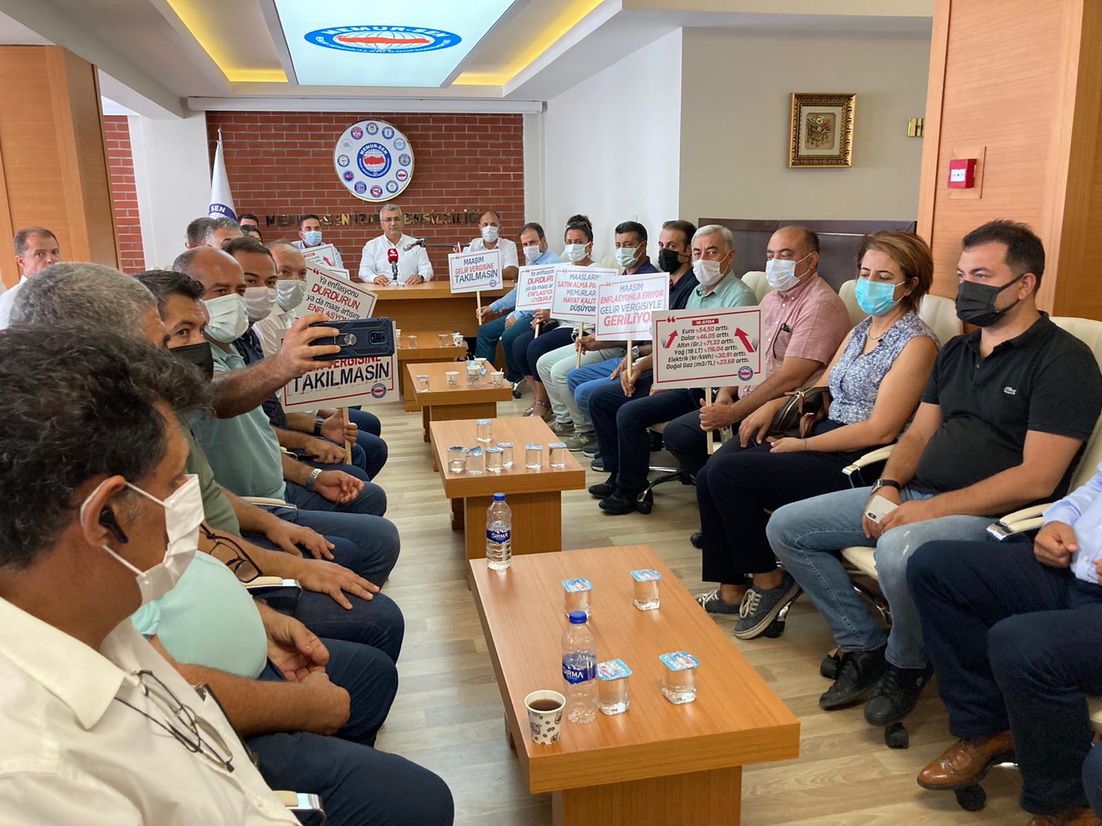 Memur-Sen’den zam çağrısı: “Enflasyonun ezemeyeceği bir maaş istiyoruz”