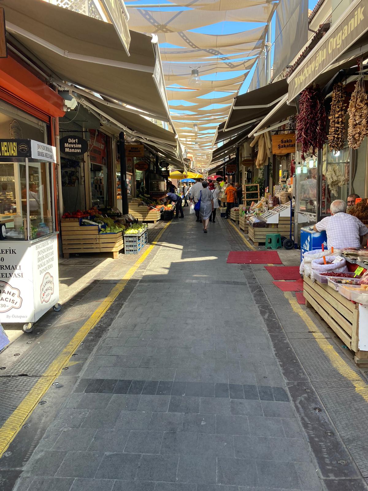 Havra Sokağı’ndaki çalışmalar bitti... Esnafın şikâyeti bitmedi