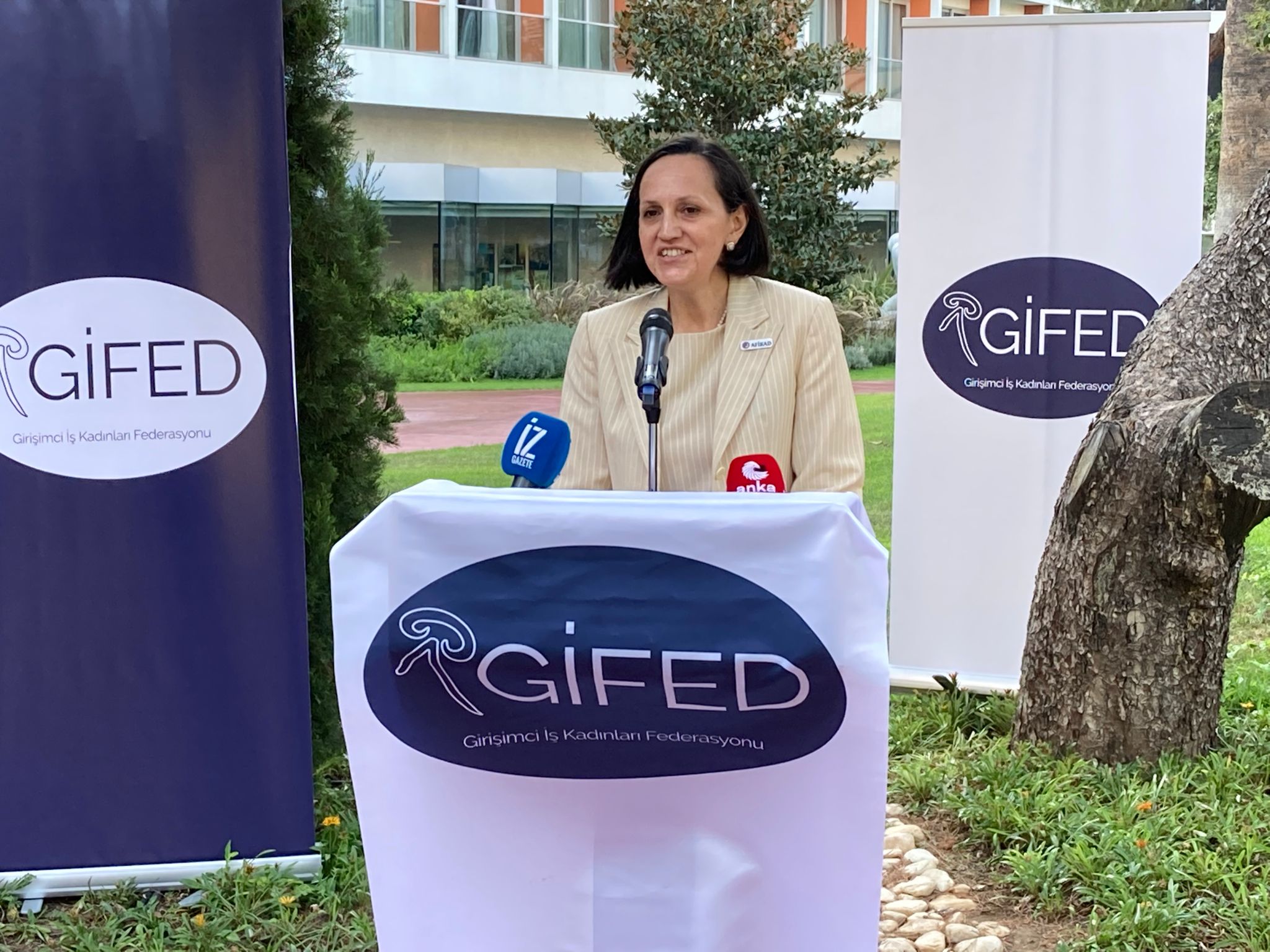 Serter, “Kadın nüfusunun yarısı kayıtsız çalışıyor”