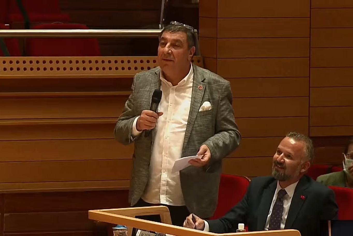 CHP'li Sözüpek'ten AK Parti'nin İZBETON iddialarına belgeli yanıt: "İZBETON zarar etmiyor!"