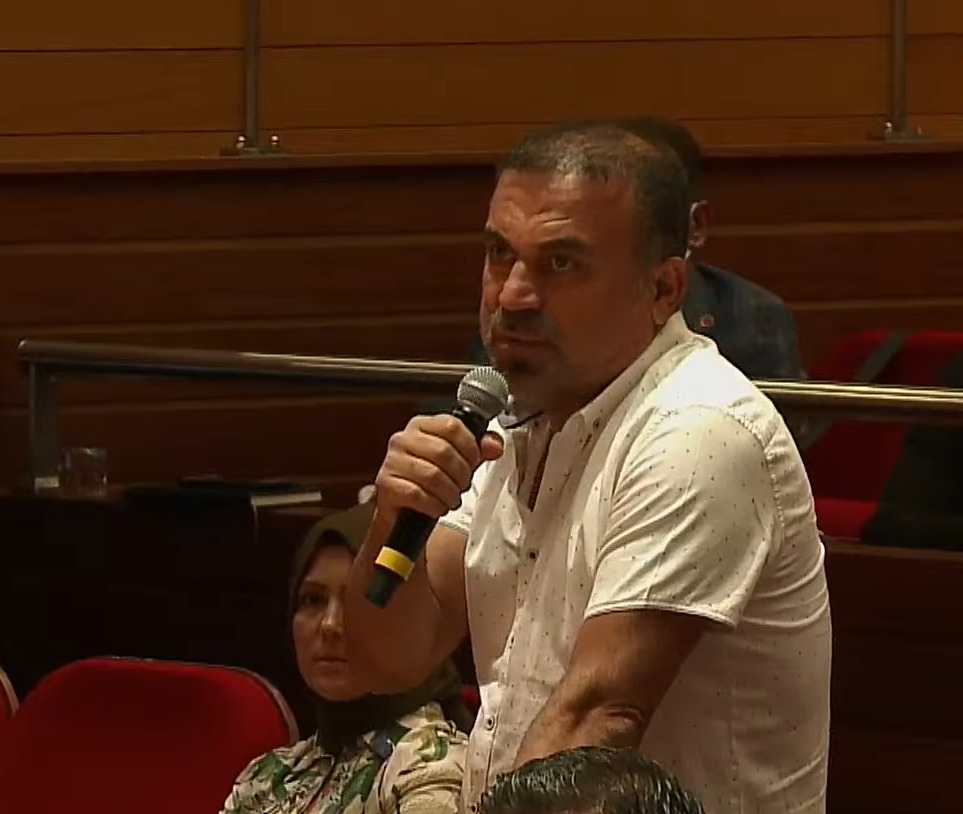 CHP'li Sözüpek'ten AK Parti'nin İZBETON iddialarına belgeli yanıt: "İZBETON zarar etmiyor!"