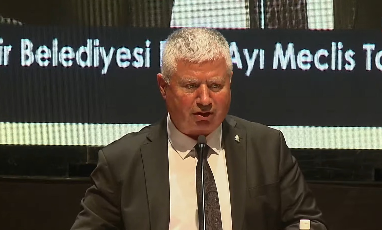 CHP'li Sözüpek'ten AK Parti'nin İZBETON iddialarına belgeli yanıt: "İZBETON zarar etmiyor!"