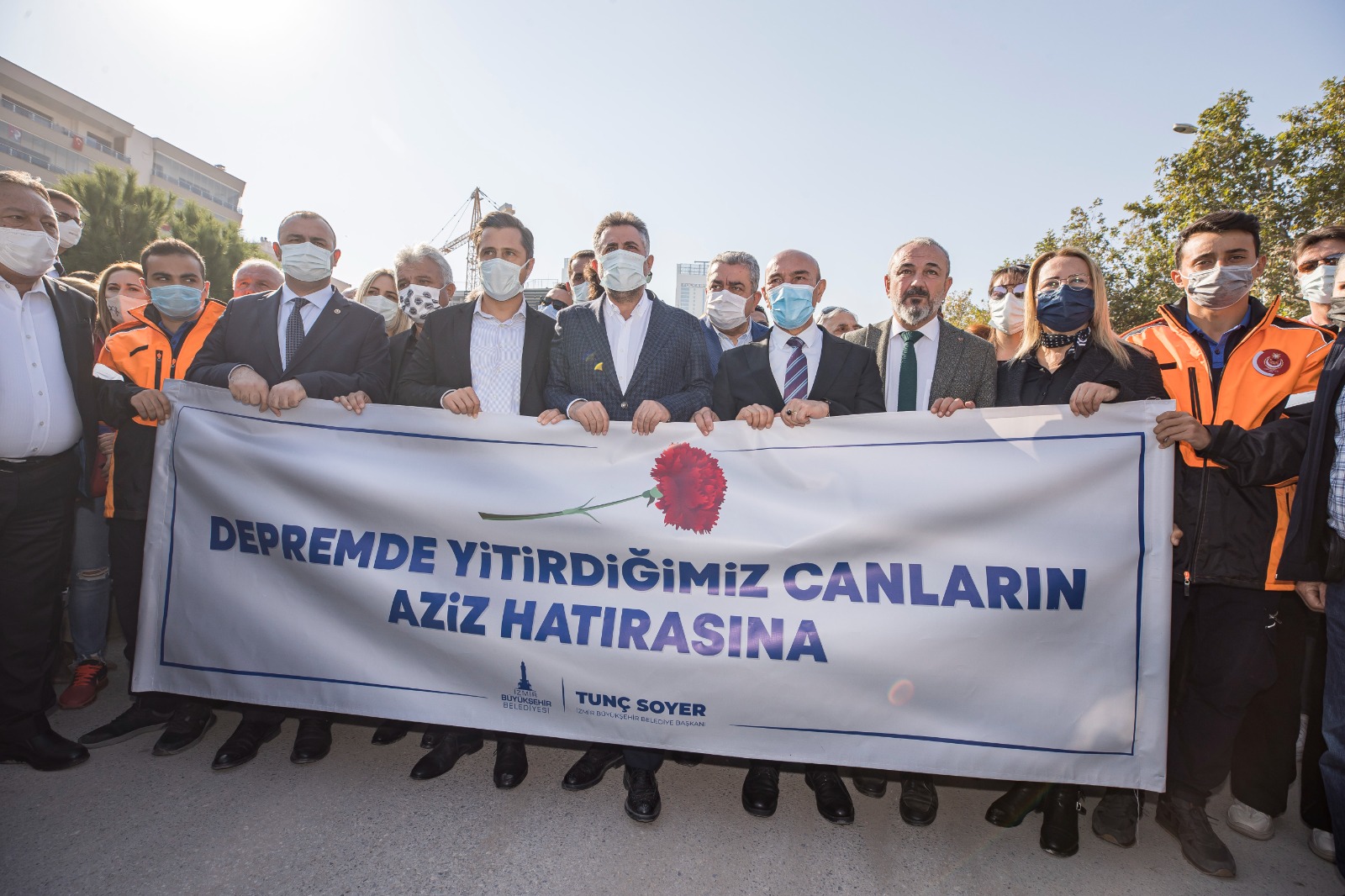 İzmir Büyükşehir Belediye Başkanı Tunç Soyer:  Afete hazır İzmir için adımlar atıyoruz