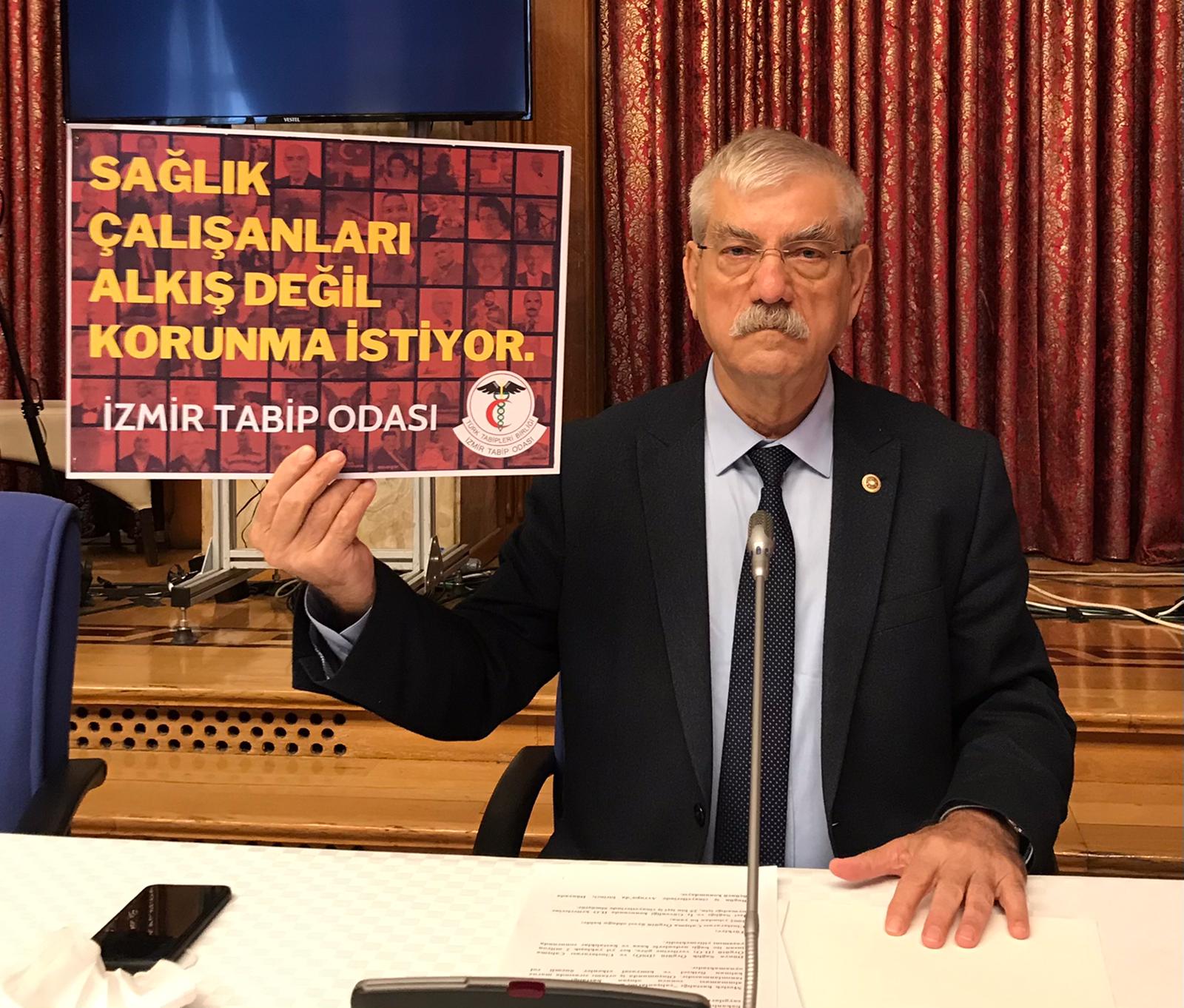 Sağlık çalışanları alkış değil, korunma istiyor!