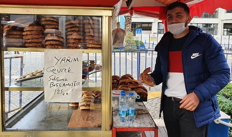 İzmir'de yarım gevrek satışı başladı