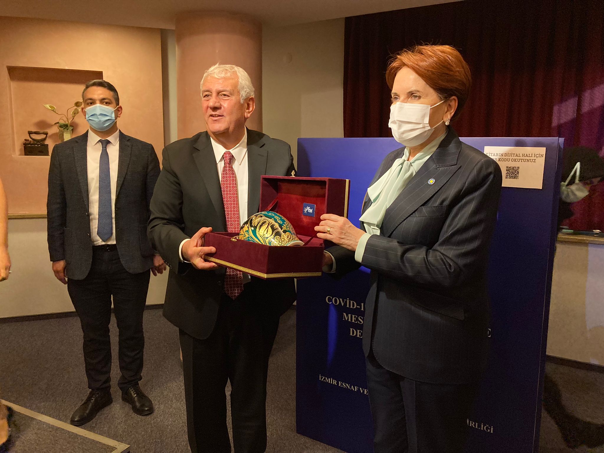 İYİ Parti Genel Başkanı Akşener, "Bütün siyasetçiler çok rahat oldu, rahat bozmak için yola çıktım"