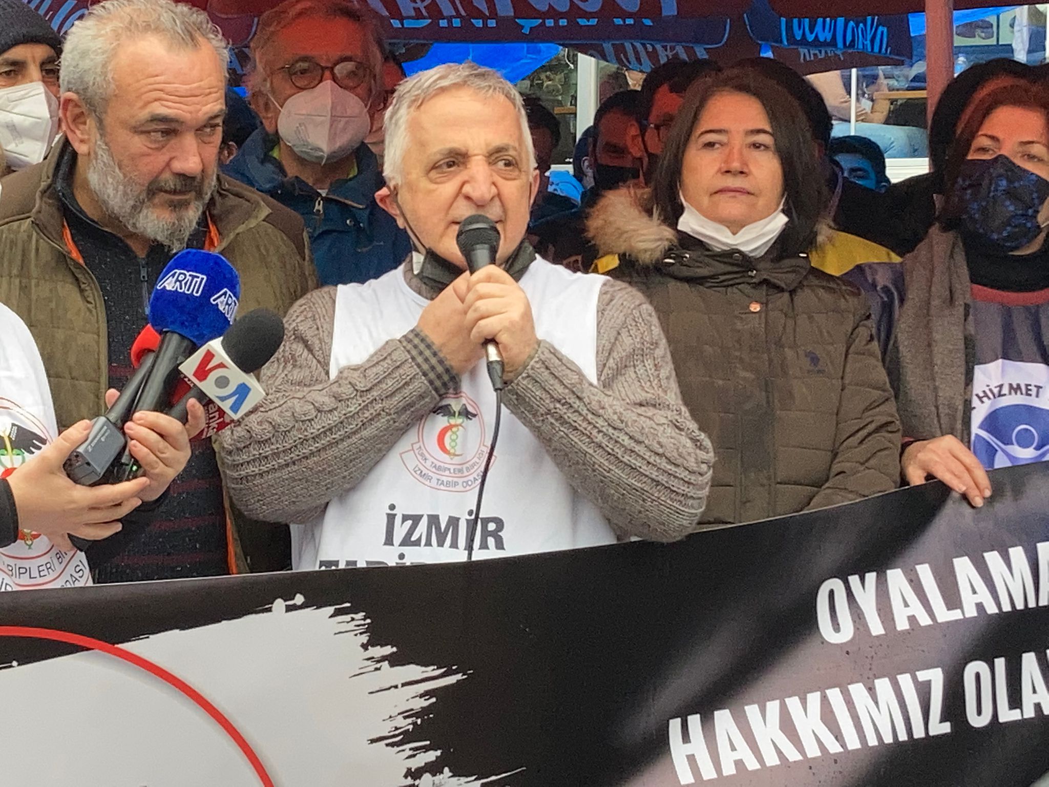 Sağlık çalışanları "Beyaz G(ö)rev'de"