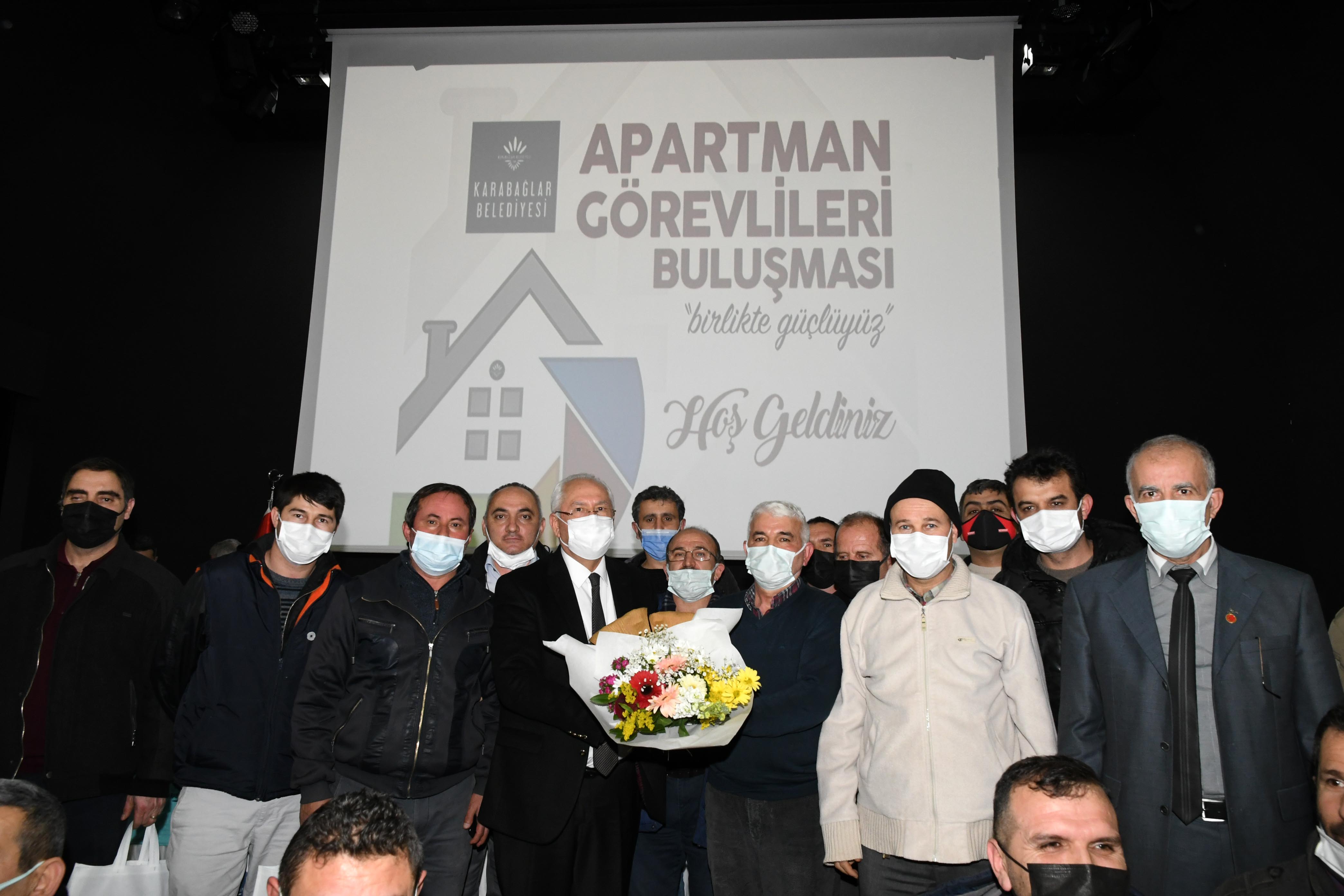 Karabağlar Belediyesi sorun ve önerilerini dinledi